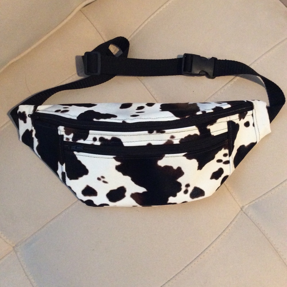 “NWOT” Men’s Fanny Pack